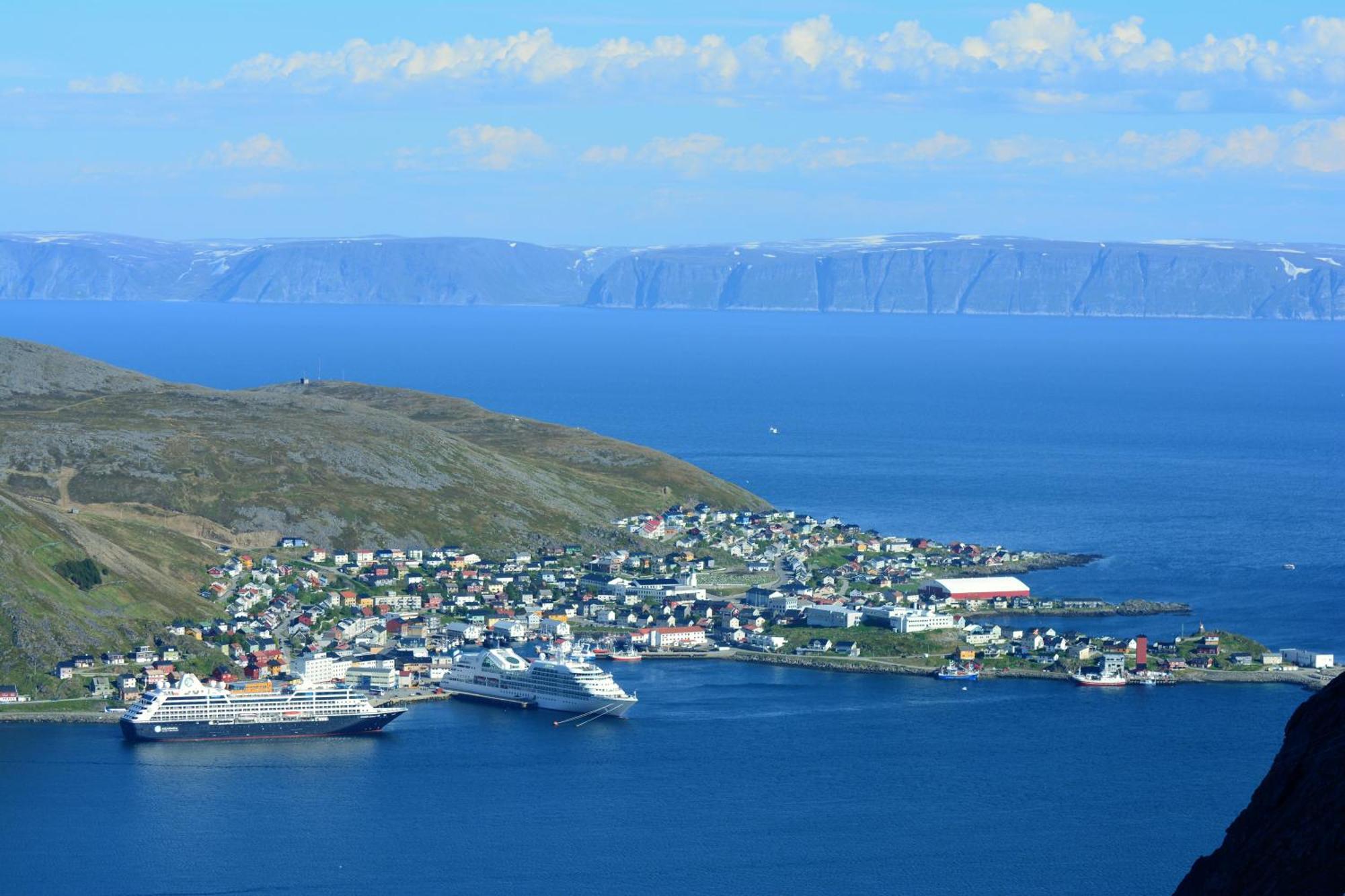 Arctic Hotel Nordkapp ฮอนนิงสวาก ภายนอก รูปภาพ